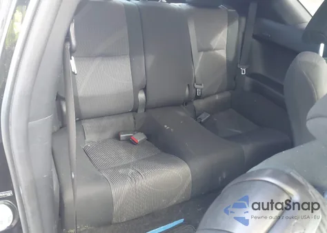 2011 Scion Tc z USA, uszkodzony, nr VIN JTKJF5C77B3010723